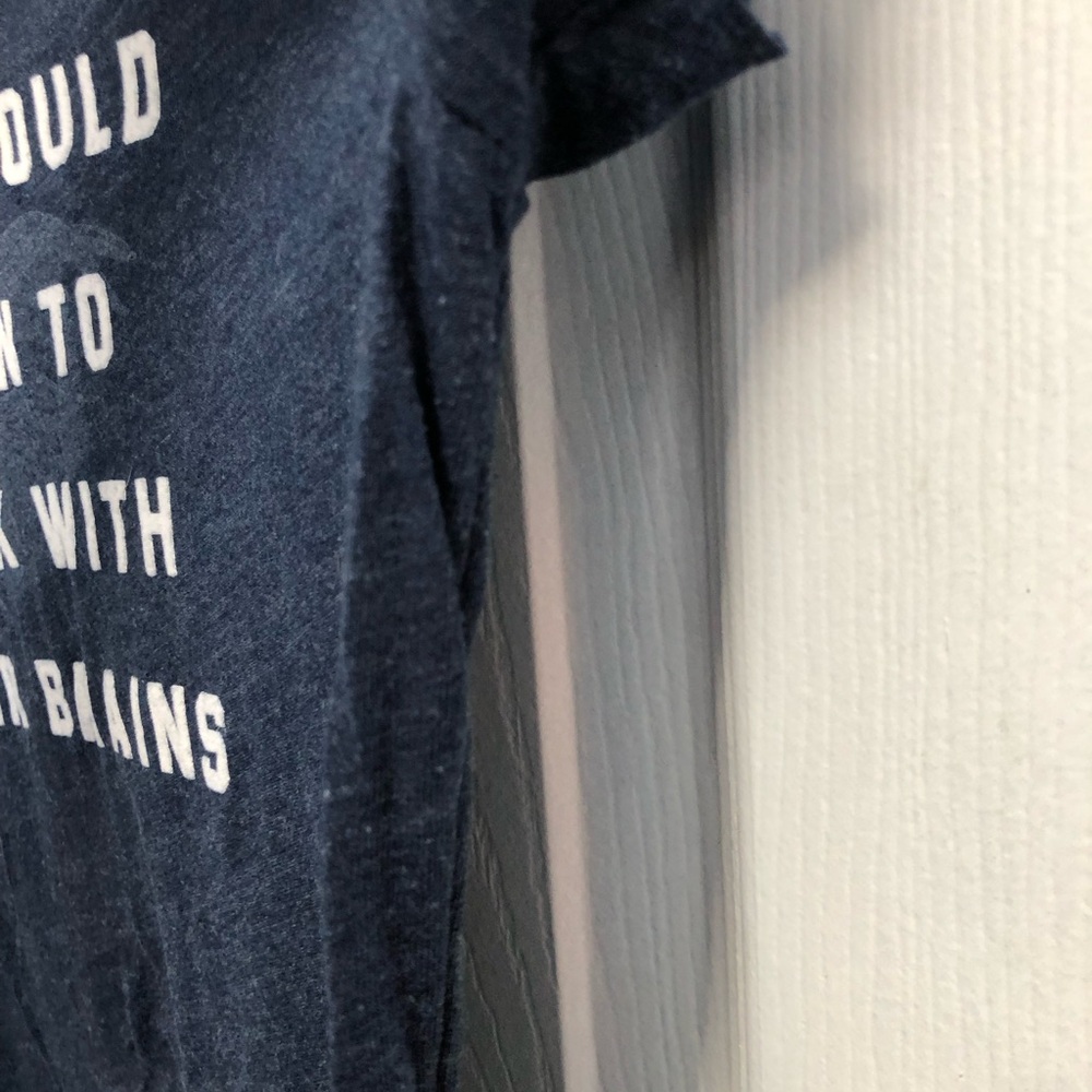 Vintage T-shirt Abercrombie & Fitch Funny Guys should Learn think Brains S Y2K - Picture 8 of 16